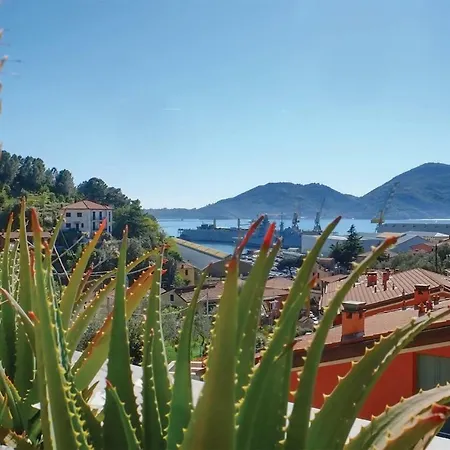 Two-bedroom In Lerici * La Spezia